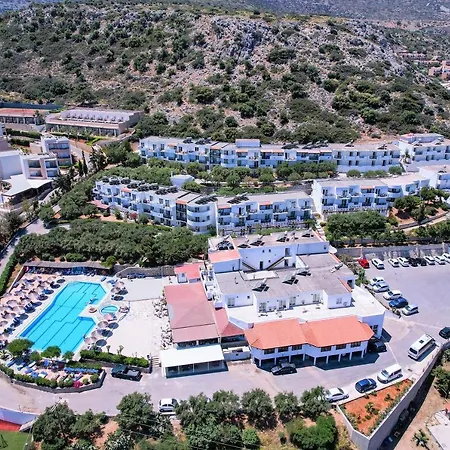 Semiramis Village Hotel 4*