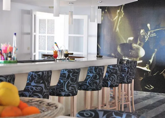 Hotel Semiramis Village 4*