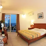 Semiramis Village Отель Херсониссос