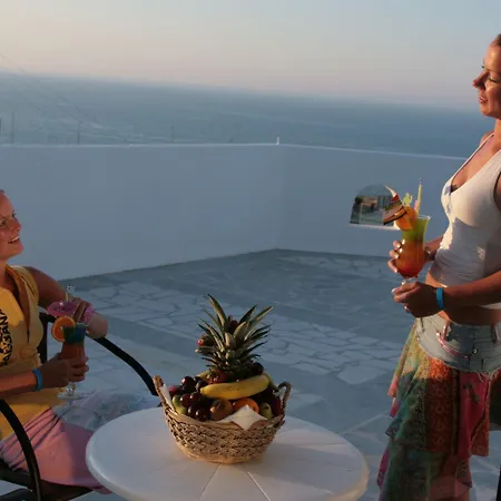 Semiramis Village Hotel 4*