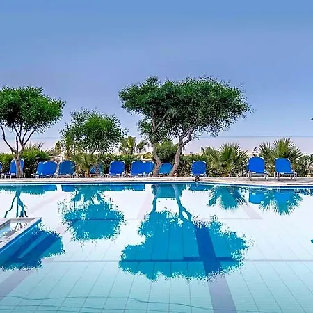 Semiramis Village Hotel 4*