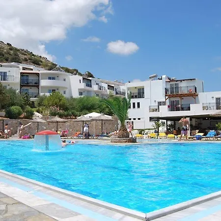 Semiramis Village Hotel 4*