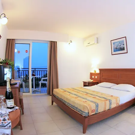Ξενοδοχείο Semiramis Village
