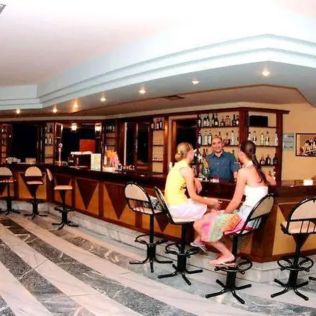 Semiramis Village Готель 4*