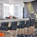 Ξενοδοχείο Semiramis Village 4*