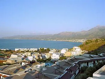 Semiramis Village ホテル